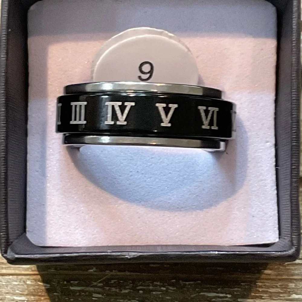 New Unisex Roman Numeral Stainless Steel Anxiety Spinner Ring 2 Tone Size 9 - Picture 5 of 8